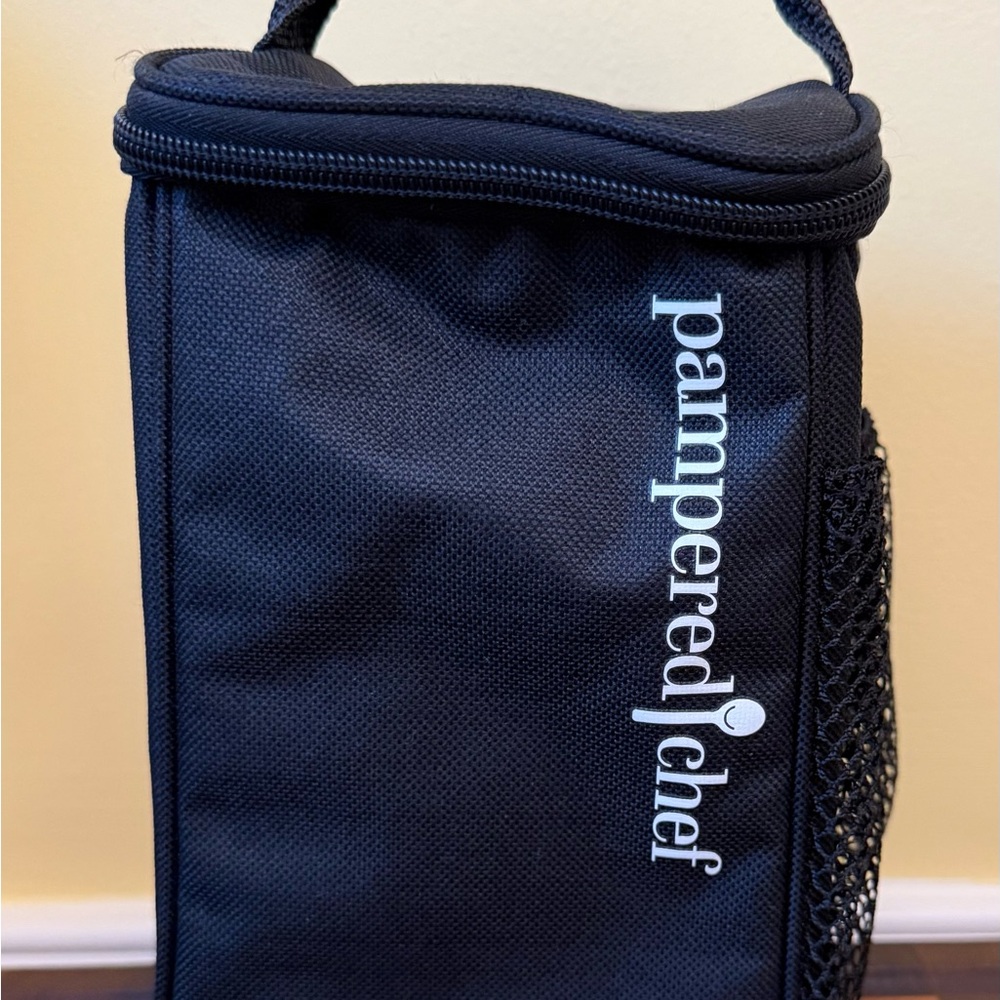 Pampered Chef Black mason jar Bag